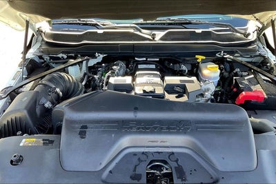 2020 RAM 3500 Laramie Longhorn Crew Cab 4x4 8' Box