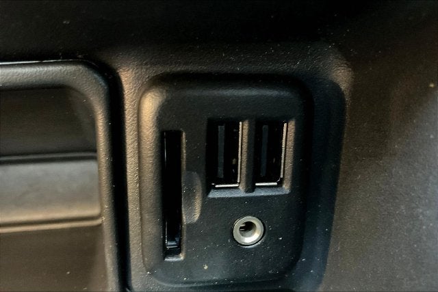 2015 Chevrolet Silverado 1500 LTZ - Photo 19