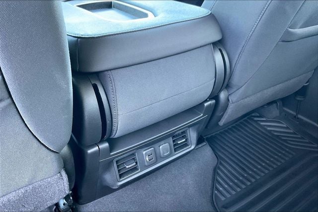 2021 Chevrolet Silverado 1500 4WD Crew Cab Short Bed LT