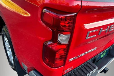 2021 Chevrolet Silverado 1500 4WD Crew Cab Short Bed LT