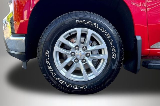 2021 Chevrolet Silverado 1500 4WD Crew Cab Short Bed LT