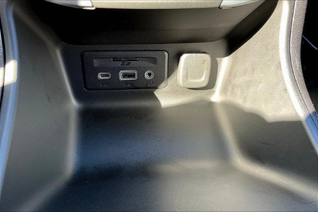 2024 GMC Terrain SLT - Photo 17