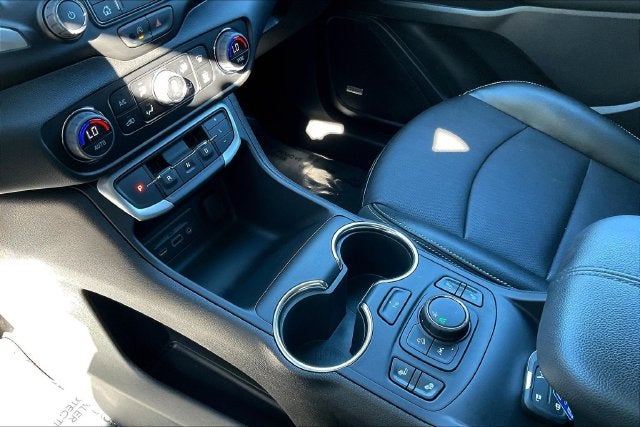 2024 GMC Terrain SLT - Photo 20