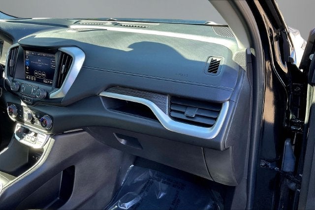 2024 GMC Terrain SLT - Photo 29