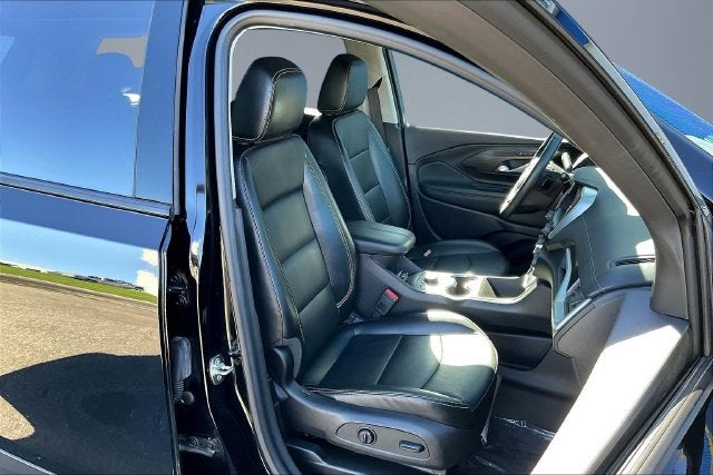 2024 GMC Terrain SLT - Photo 32