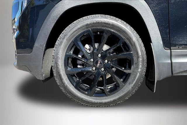 2024 GMC Terrain SLT - Photo 37