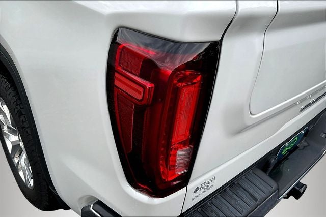 2021 GMC Sierra 1500 4WD Crew Cab Short Box SLT