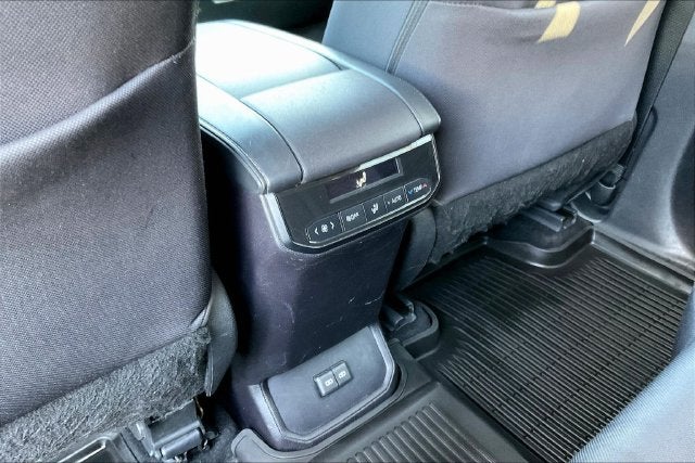 2023 Toyota Highlander Hybrid LE