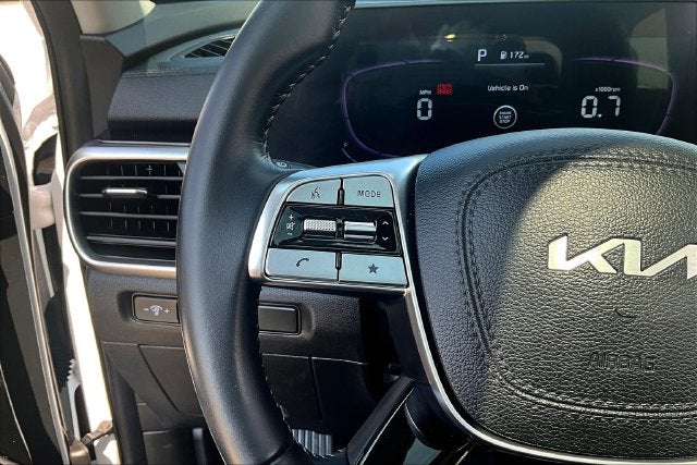 2024 Kia Telluride S - Photo 12