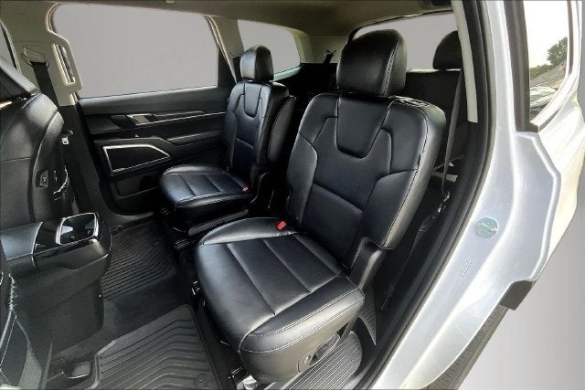 2024 Kia Telluride S - Photo 24