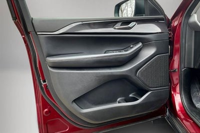 2023 Jeep Grand Cherokee Laredo 4x4