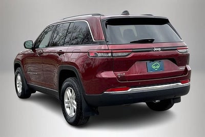 2023 Jeep Grand Cherokee Laredo 4x4