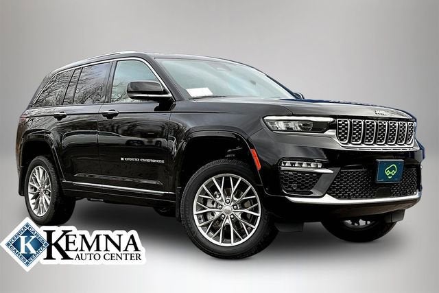 2022 Jeep Grand Cherokee Summit