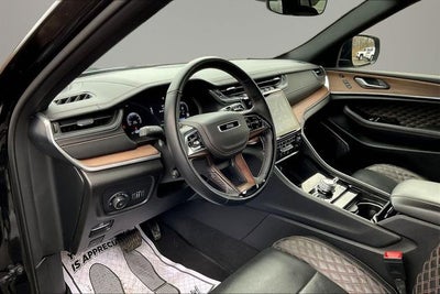 2022 Jeep Grand Cherokee Summit