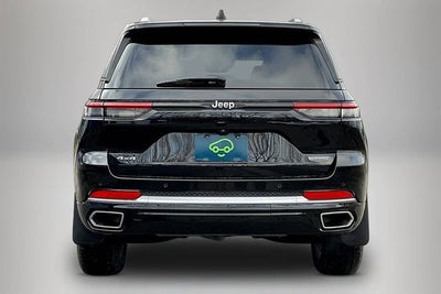 2022 Jeep Grand Cherokee Summit