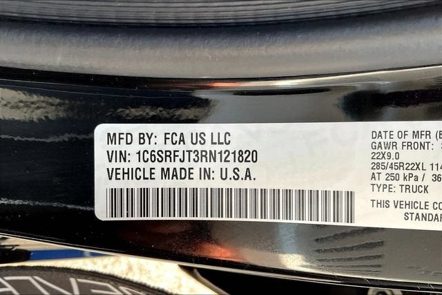 2024 RAM 1500 Laramie Crew Cab 4x4 5'7" Box