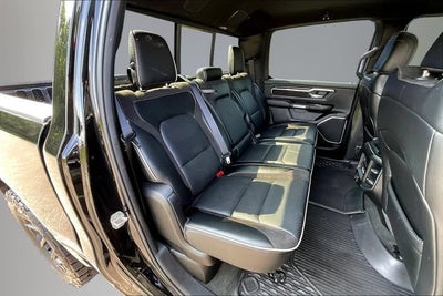 2024 RAM 1500 Laramie Crew Cab 4x4 5'7" Box