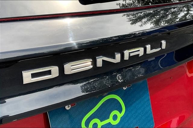 2024 GMC Acadia Denali