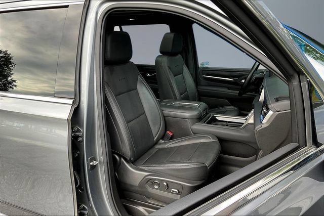 2021 GMC Yukon Denali - Photo 32