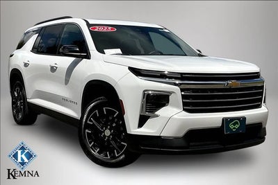 2025 Chevrolet Traverse LT