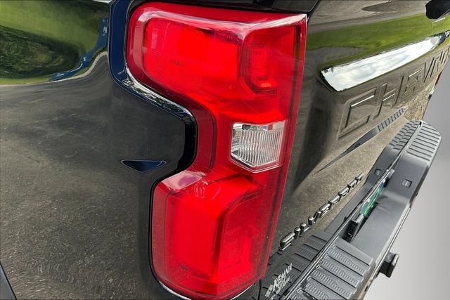 2025 Chevrolet Silverado 1500 ZR2 - Photo 26