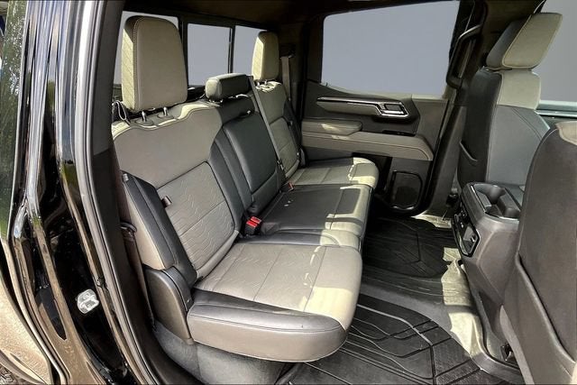 2025 Chevrolet Silverado 1500 ZR2 - Photo 28