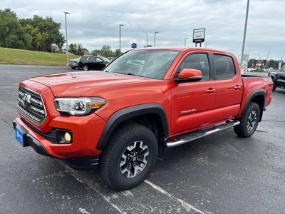 2016 Toyota Tacoma SR