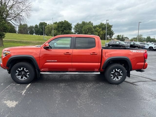 2016 Toyota Tacoma SR